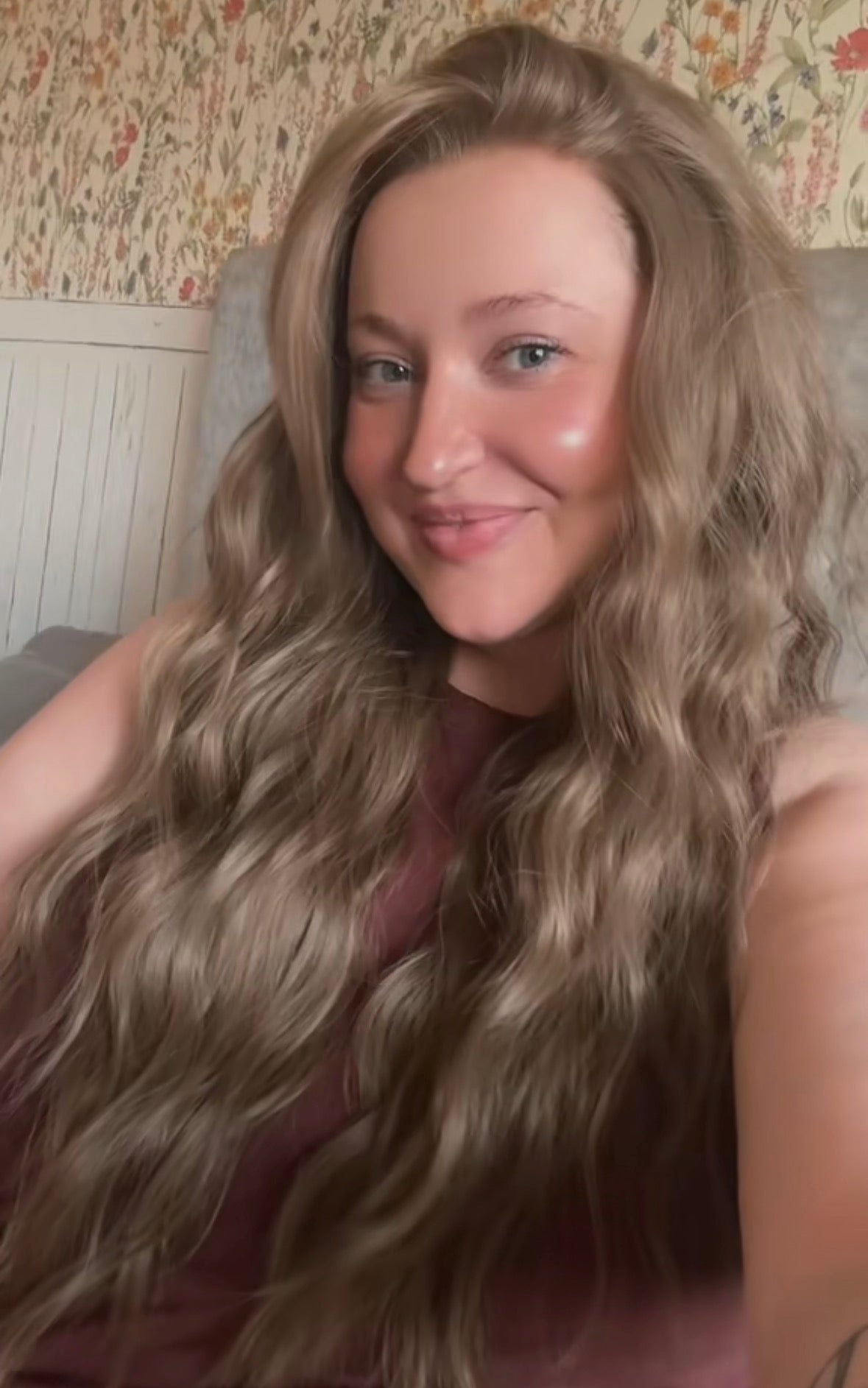 Erica - natural dark blonde
