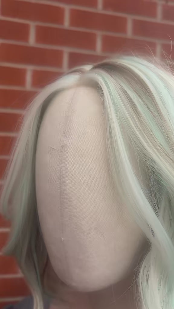 Minty bob season